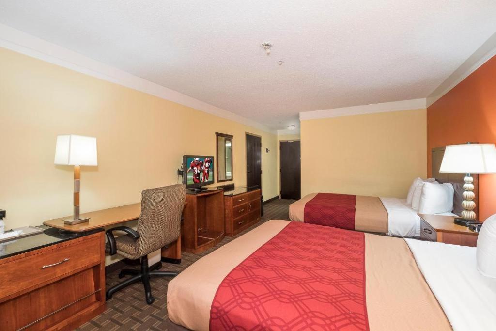 My Home & Suites Madison Ga Exterior foto