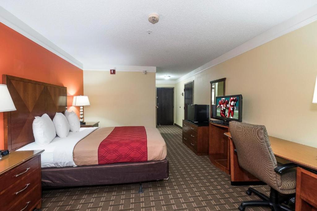 My Home & Suites Madison Ga Exterior foto